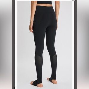 *NWT* Filippa K Seamless Open Heel Mesh Legging in Black